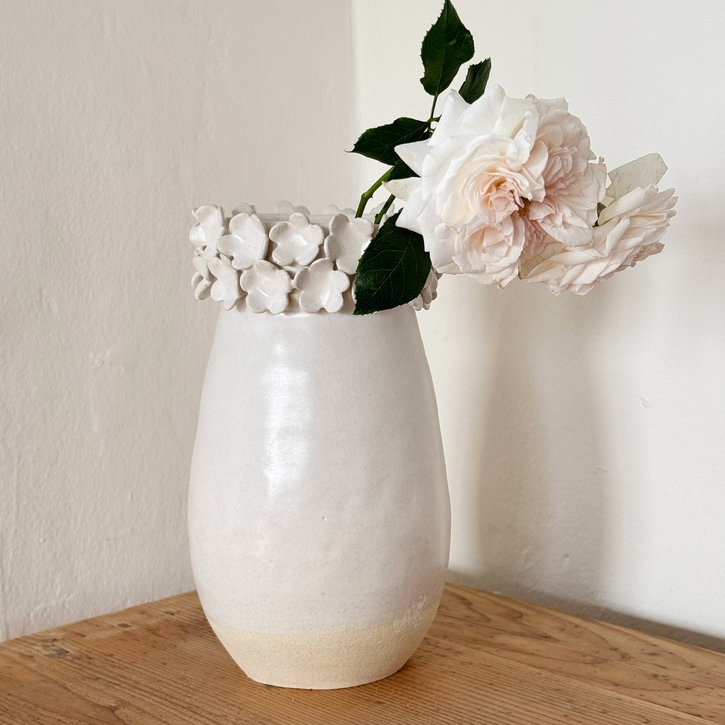 greta flower vase