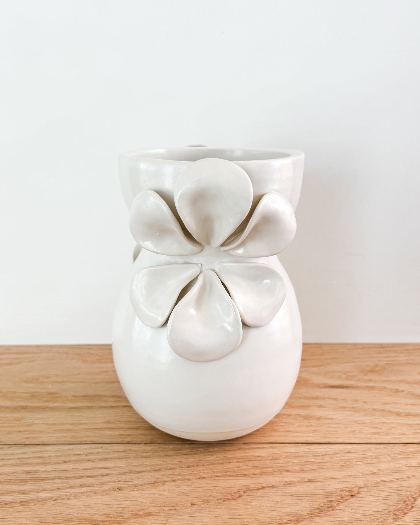 chloe vase